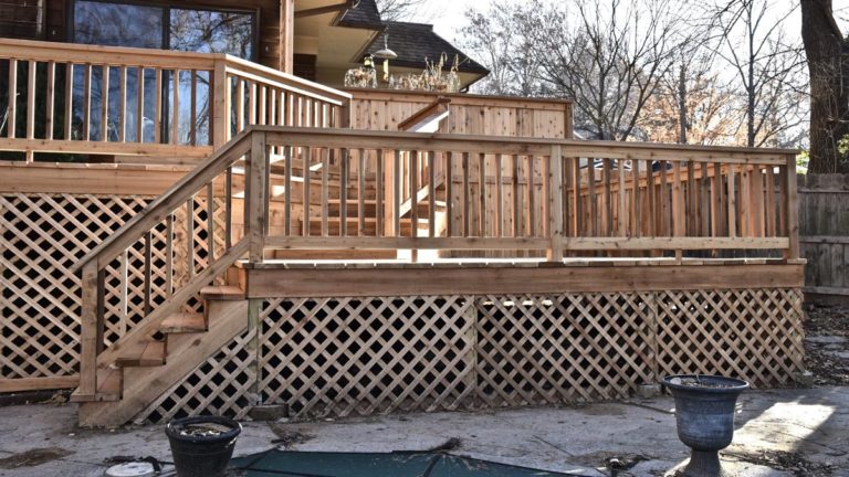 deck privacy wall builders